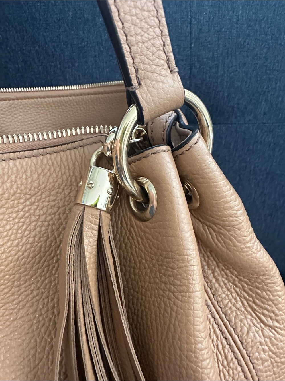 Gucci Interlocking G Soho Leather Hobo with Tassel and strap - like new - Picture 8 of 16